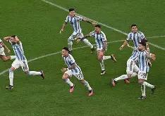  世俱杯半决赛爆出冷门！上海申花大胜广厦男篮，争冠形势突变